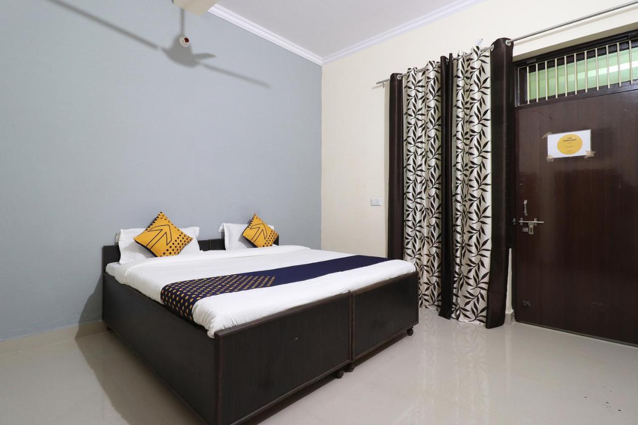 Garhi Harsaru Spot On 61716 Rao Hotel מראה חיצוני תמונה